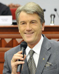 Виктор Ющенко (Лошадь, Овен)